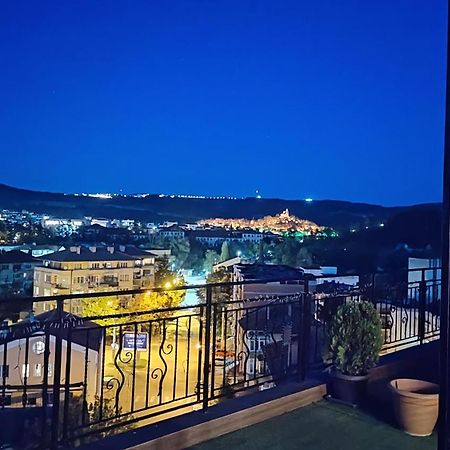 Unique Studio- Great Balcony And View! Parking Possibility! Veliko Turnovo Bagian luar foto