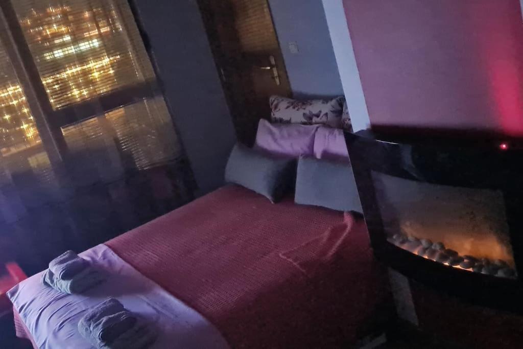 Unique Studio- Great Balcony And View! Parking Possibility! Veliko Turnovo Bagian luar foto